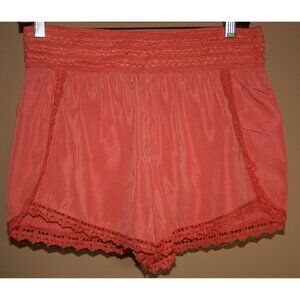 *New* Blu Pepper Coral Lace Elastic Waist Shorts Large